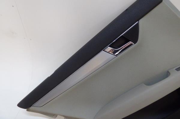 Türverkleidung hinten links MERCEDES-BENZ Classe C (W204) Imagem-1