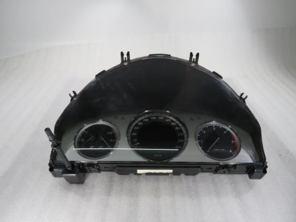Compteur de vitesse MERCEDES-BENZ Classe C (W204)
