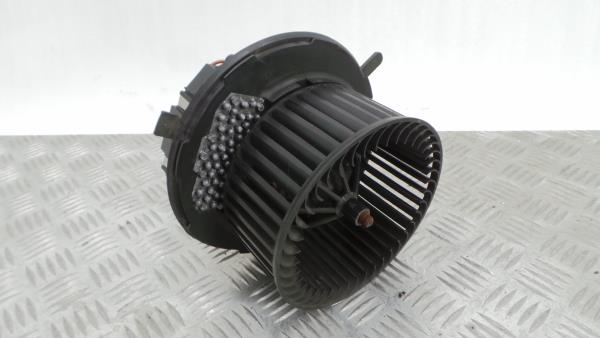 Moteur de chauffage SKODA Superb II Break (3T5) Imagem-2