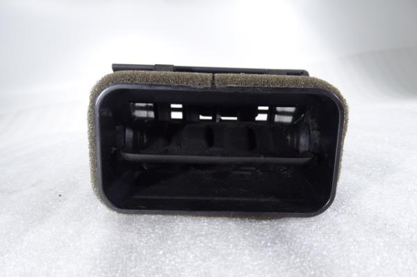 Diffuser / air vent MERCEDES-BENZ Classe C (W204) Imagem-1
