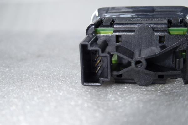 Comando / interruttore alzacristallo posteriore sinistro MERCEDES-BENZ Classe C (W204) Imagem-3