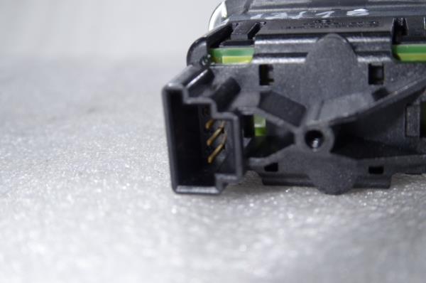 Fensterhebersteuerung vorn rechts MERCEDES-BENZ Classe C (W204) Imagem-3