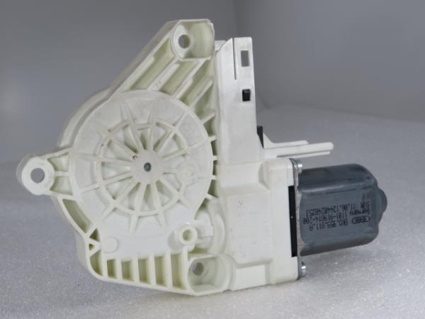 Motor vidro trás esquerdo SKODA Superb II Break (3T5)