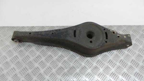 Bras de suspension arrière Droite VOLKSWAGEN Scirocco (137, 138)