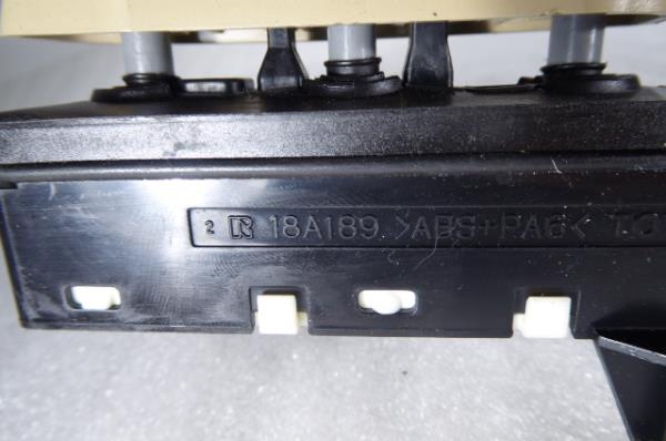 Botão / interruptor electromecânico / relé LEXUS IS II (GSE2_, ALE2_, USE2_) Imagem-5