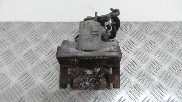 Pinza de freno Trasero Derecho VOLKSWAGEN Scirocco (137, 138) Imagem-1