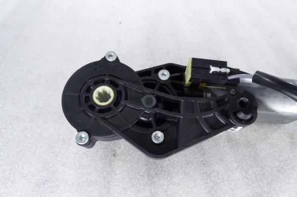 Motor de ajuste de asientos MERCEDES-BENZ Classe C (W204) Imagem-4