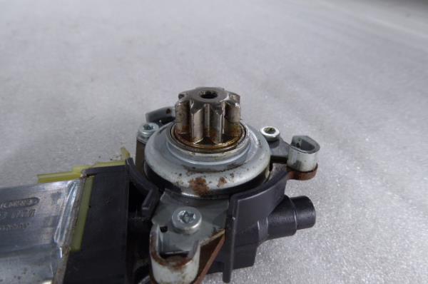 Sitzverstellmotor /Stellmotor Sirtzverstellung  MERCEDES-BENZ Classe C (W204) Imagem-1