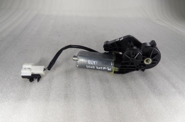 Moteur de réglage des sièges MERCEDES-BENZ Classe C (W204)