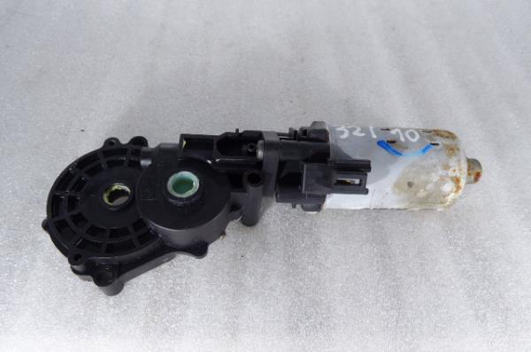 Moteur de réglage des sièges LEXUS IS II (GSE2_, ALE2_, USE2_) Imagem-3