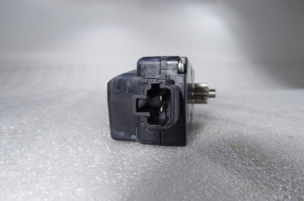 Moteur de réglage des sièges LEXUS IS II (GSE2_, ALE2_, USE2_) Imagem-3