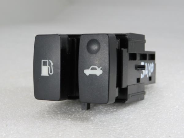 Botão / interruptor electromecânico / relé LEXUS IS II (GSE2_, ALE2_, USE2_)