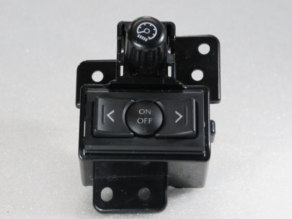 Botão / interruptor electromecânico / relé LEXUS IS II (GSE2_, ALE2_, USE2_)