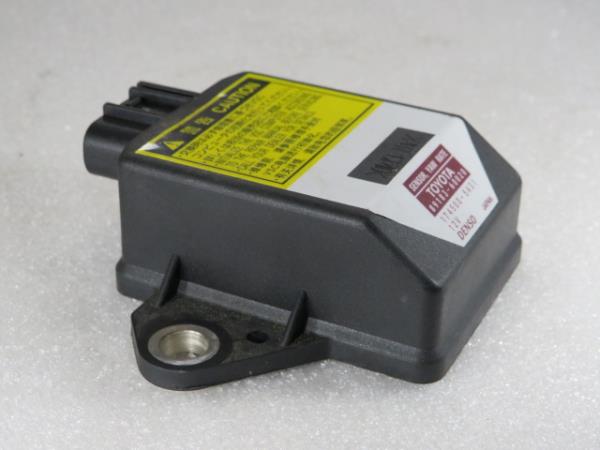 Botão / interruptor electromecânico / relé LEXUS IS II (GSE2_, ALE2_, USE2_) Imagem-1