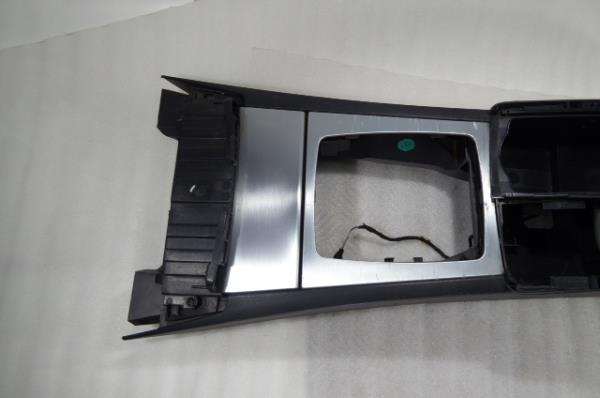 Consola central MERCEDES-BENZ Classe C (W204) Imagem-3