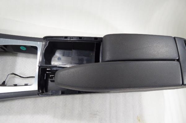 Consola central MERCEDES-BENZ Classe C (W204) Imagem-4