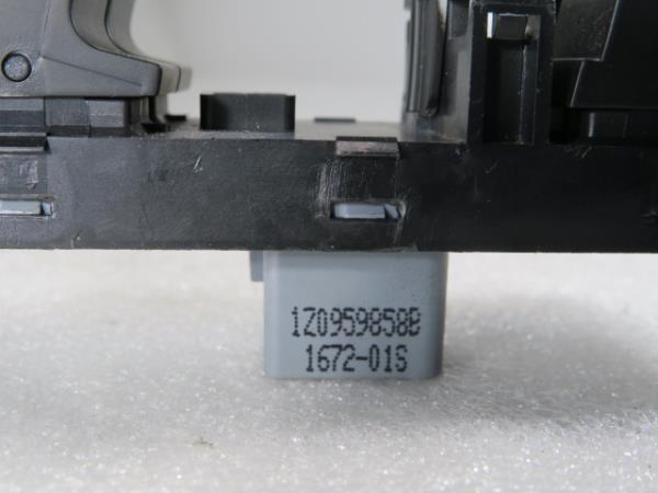 Comando / botão / interruptor vidros frente esquerdo SKODA Superb II Break (3T5) Imagem-4