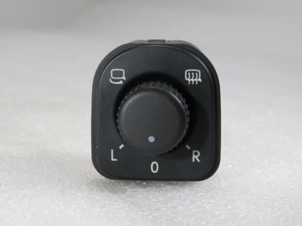 Botão / interruptor electromecânico / relé SKODA Superb II Break (3T5)