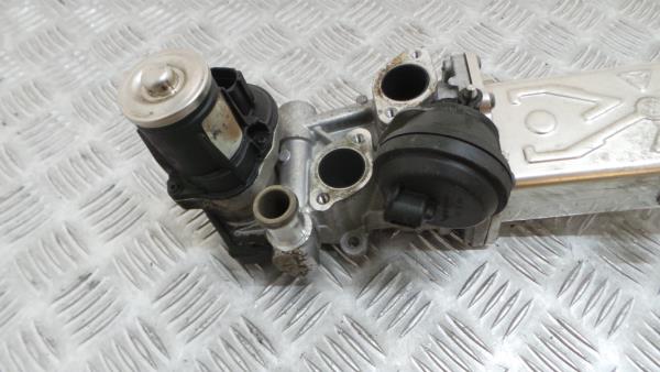 Radiador de gases / EGR VOLKSWAGEN Golf VII (5G1, BQ1, BE1, BE2) Imagem-2