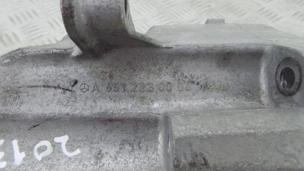Generic support MERCEDES-BENZ Classe C Carrinha (S204) Imagem-4