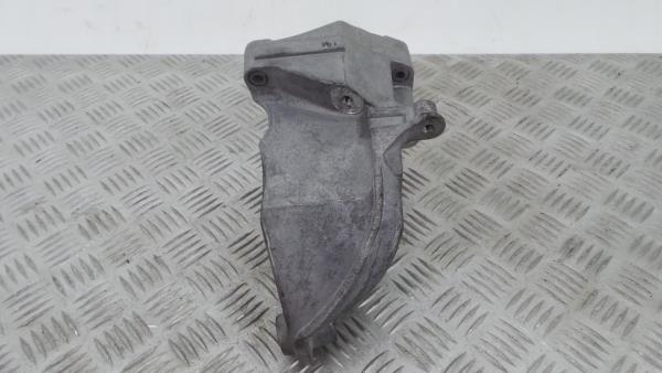 Generic support MERCEDES-BENZ Classe C Carrinha (S204) Imagem-3