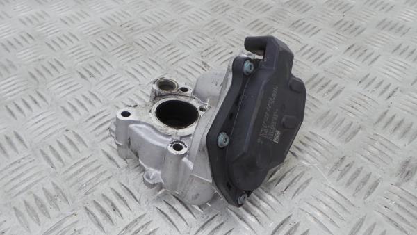 EGR valve MERCEDES-BENZ Classe C (W204)