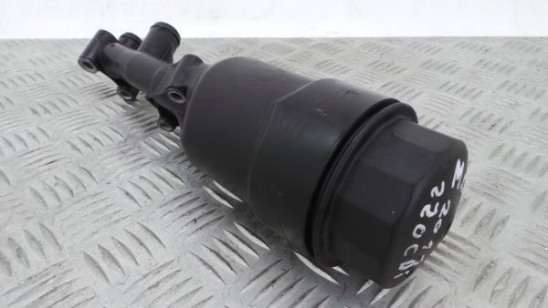Oil filter cap / housing MERCEDES-BENZ Classe C (W204) Imagem-1