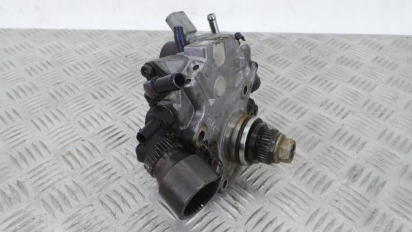Injector pump MERCEDES-BENZ Classe C (W204) Imagem-1