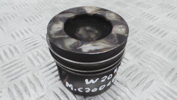 Piston MERCEDES-BENZ Classe C (W204)