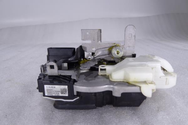 Front Right Door Lock VOLVO V40 Hatchback