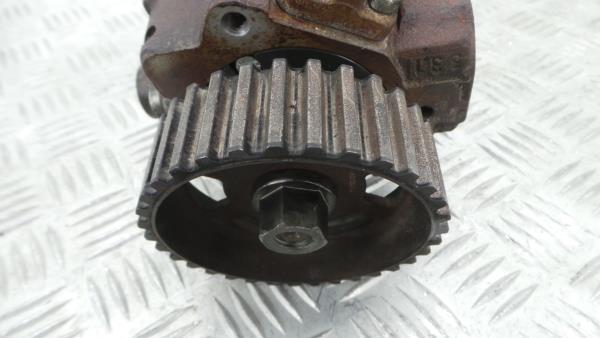 Bomba inyectora PEUGEOT 3008 I (0U_) Imagem-2