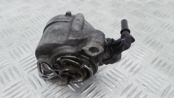 Dépressuriseur de freins / pompe à vide PEUGEOT 3008 I (0U_)