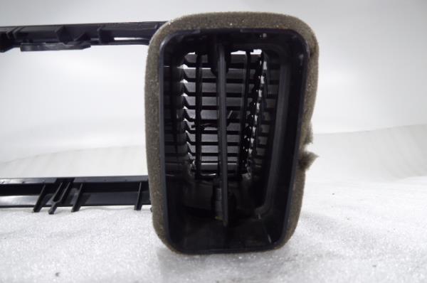Diffuser / air vent VOLKSWAGEN Sharan (7N) Imagem-5