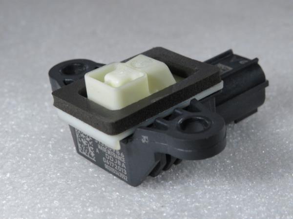 Sensor de impacto VOLVO V40 Hatchback