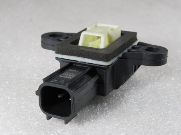 Sensor de impacto VOLVO V40 Hatchback Imagem-1