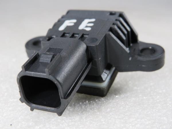 Sensor de impacto VOLVO V40 Hatchback Imagem-2