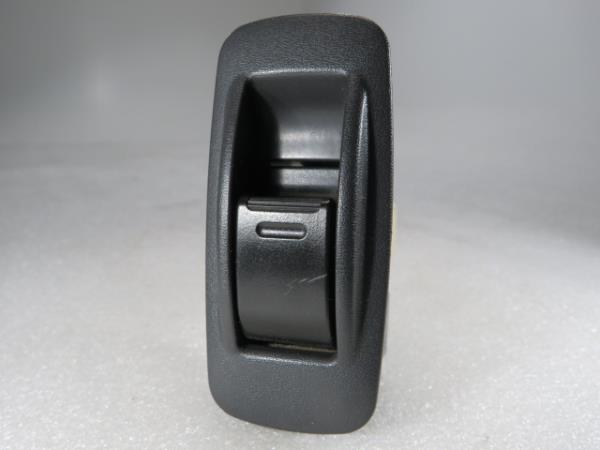 Comando / interruttore alzacristallo posteriore sinistro TOYOTA Corolla Sedan (_E11_)