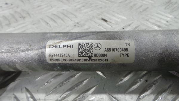 Fuel rail MERCEDES-BENZ Classe C (W204) Imagem-7