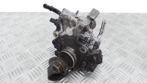 Injector pump MERCEDES-BENZ Classe C (W204)