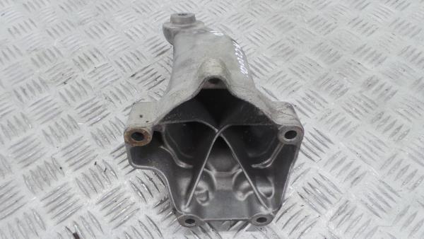 Generic support MERCEDES-BENZ Classe C (W204) Imagem-1