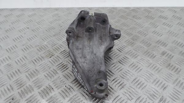 Generic support MERCEDES-BENZ Classe C (W204)