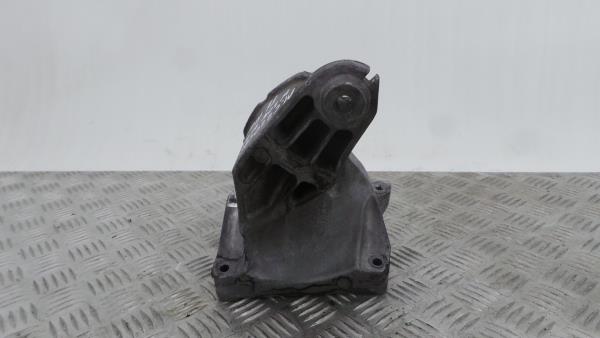 Generic support MERCEDES-BENZ Classe C (W204) Imagem-2