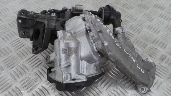 EGR valve MERCEDES-BENZ Classe C (W204)