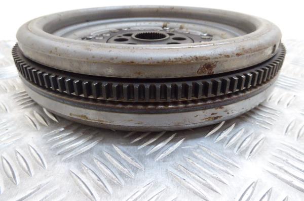 Volante motor VOLKSWAGEN Scirocco (137, 138) Imagem-2