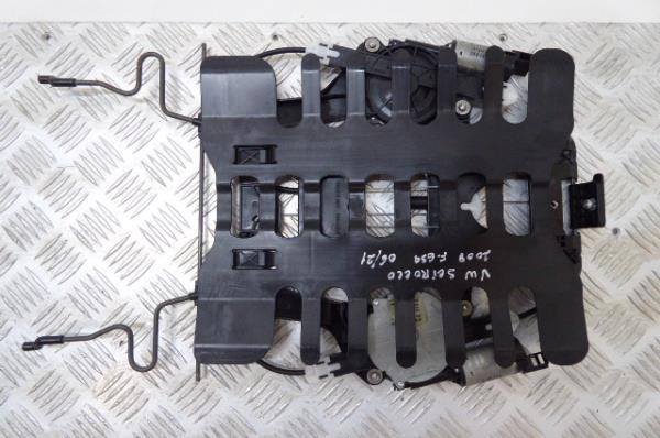 Moteur de réglage des sièges VOLKSWAGEN Scirocco (137, 138) Imagem-1
