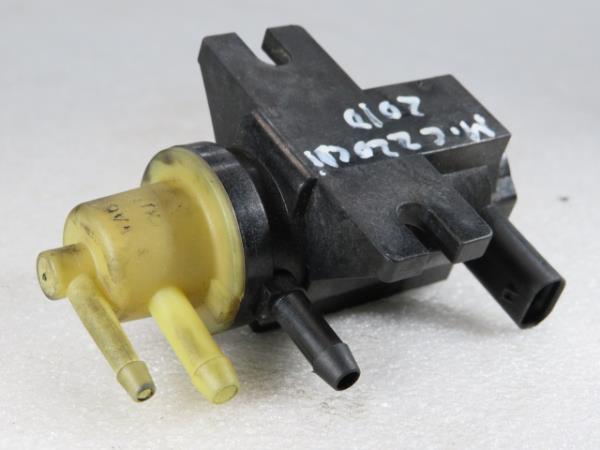Turbo solenoid valve MERCEDES-BENZ Classe C (W204) Imagem-2