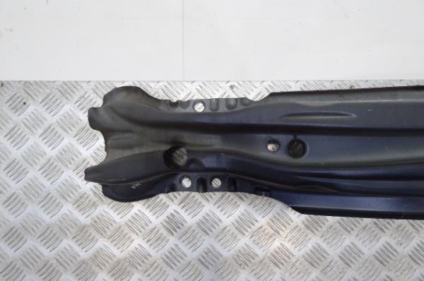 Rear bumper reinforcement VOLVO V40 Hatchback Imagem-1