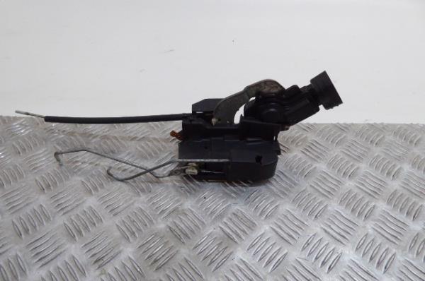 Front Right Door Lock TOYOTA Corolla Sedan (_E11_)