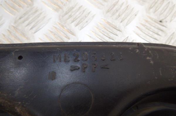 Tubo di aspirazione dell’aria MITSUBISHI Canter (FB7, FB8, FE7, FE8) VII Imagem-4
