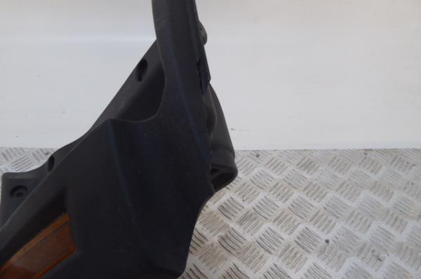 Pièce en plastique générique MITSUBISHI Canter (FB7, FB8, FE7, FE8) VII Imagem-1